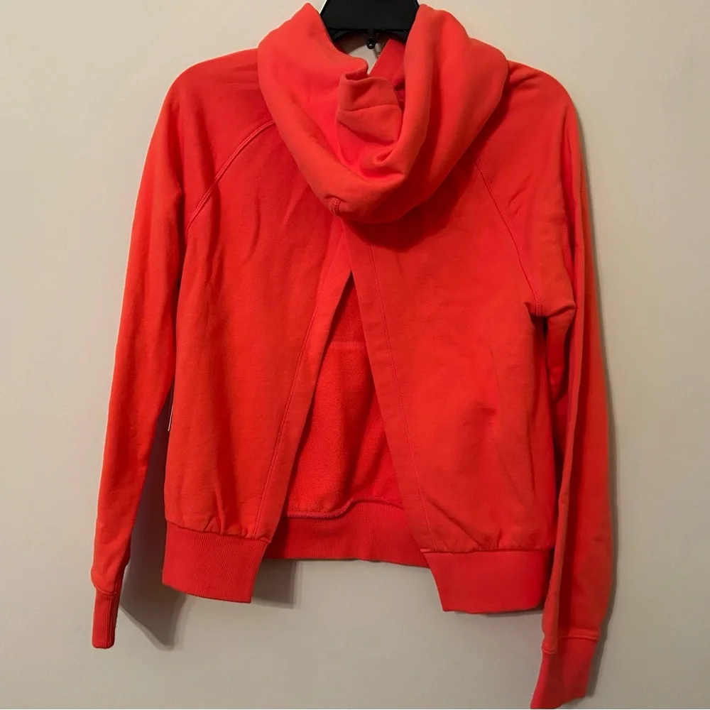 Athleta Moonrise Hoodie Sweatshirt Size XS Coral NWT - Picture 4 of 9